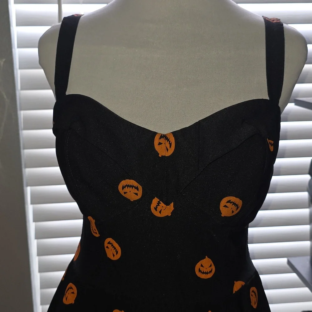 Pumpkin King Maneater Swing Dress in Black And Orange - Vixen by Micheline Pitt - Picture 3 of 8
